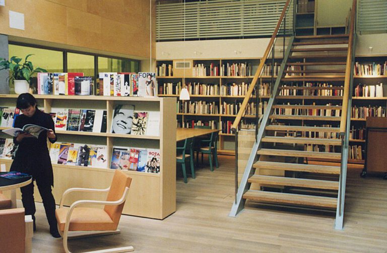 Modernamuseet,Sthlm-990427-1-12_nywebb